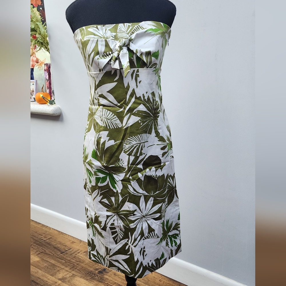 Willie Smith Strapless Tropical Dress  Size 8 White with Green Floral - Picture 3 of 12